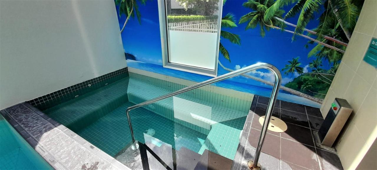 Beautiful Apartment 100Mts Near The Beach In Port Melbourne Eksteriør bilde
